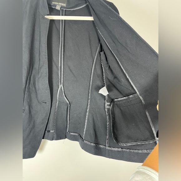 Banana Republic Everywhere Black Ponte Blazer Sz 4 - Picture 16 of 16